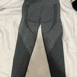 Gray Textured Workout Gym Leggings